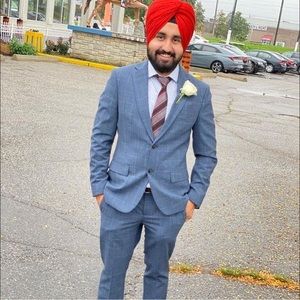 Meet your Posher, Amrit